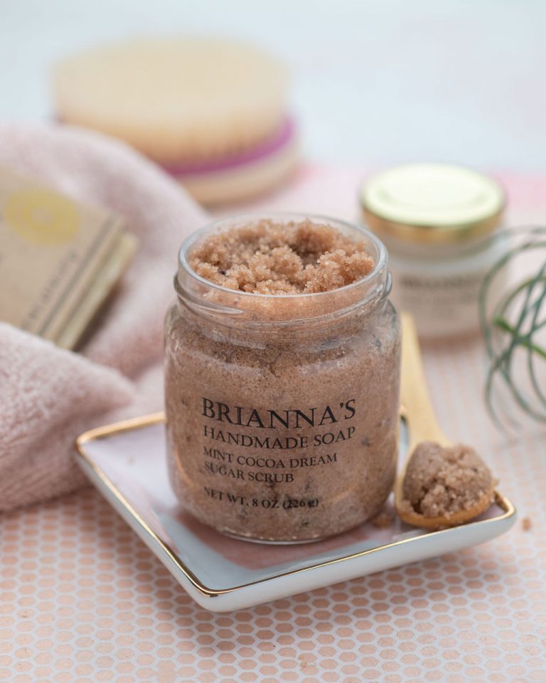 The Difference Between and Benefits of Sugar Scrub and Salt Scrub